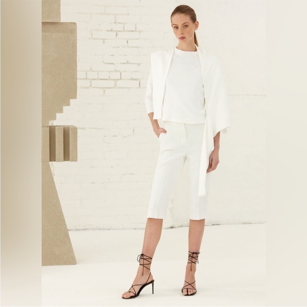 Babaton 1-01 Madina White Cropped Trouser Bermuda Shorts